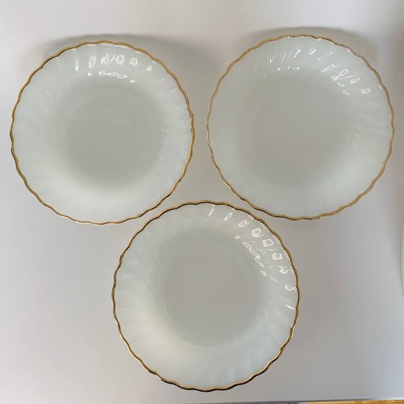 Vintage Swirl Golden Shell Lustre Coupe Soup Bowls / Salad Plates by Fire King - Picture 2 of 7